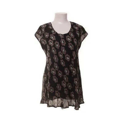 Top (Black, Beige) from The Masai Clothing Company