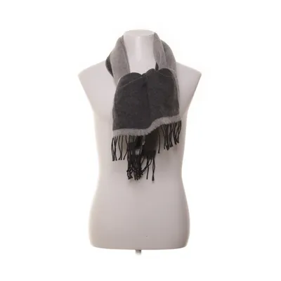Scarf (Gray) from SAND
