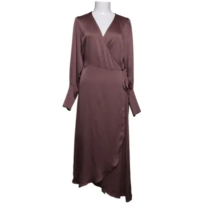 Omlottklänning (Brun) från Neo Noir Polyester