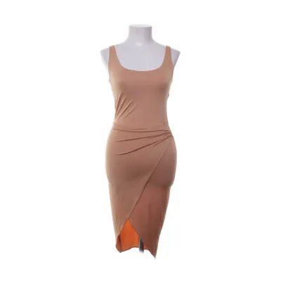 Kjole (Beige) fra Chiquelle