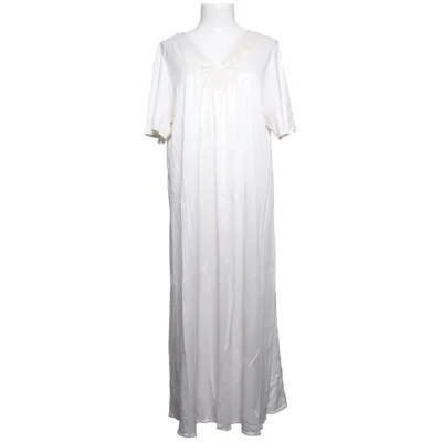Nightgown (White) from Femilet