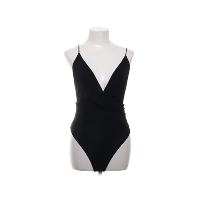 Body (Svart) från Zara W&B Collection