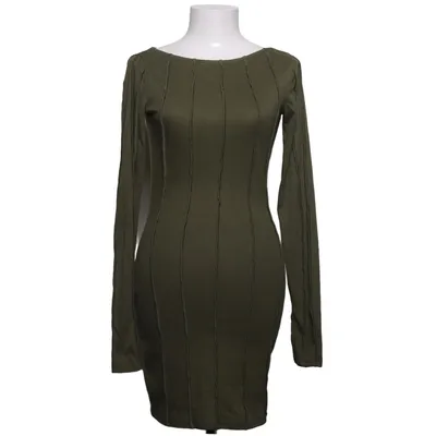 Klänning (Grön) från Hanna Schönberg x NA-KD Elastan, Polyester, Viskos