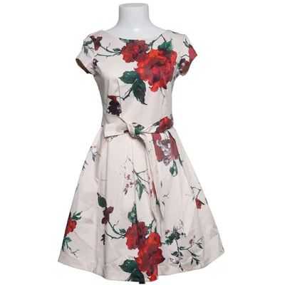 Dress (Vid kjol, skärp, dragkedja i ryggen) from Closet London Cotton, Elastane, Polyester