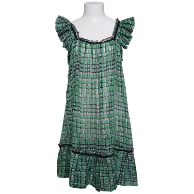 Robe (Vert, Noir, Blanc) de Nanajit