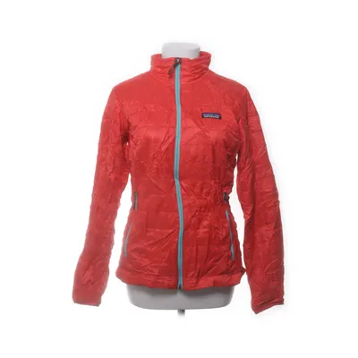 Lättviktsjacka (Röd) från Patagonia Polyester