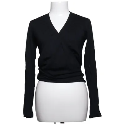 Wrap top (Black) from Dilling Merino wool