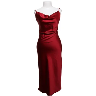Maxi dress (Red) from Whyte Valentyne