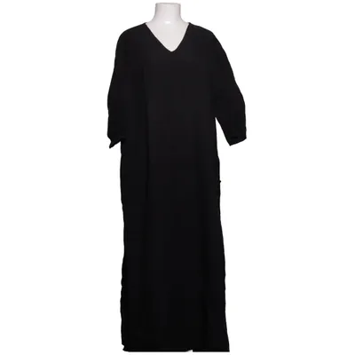 Robe (Gris) de Clemente Lin