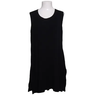 Robe (Noir) de Ralston Design