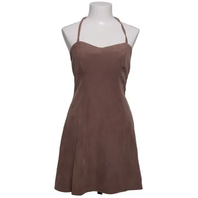 Robe dos-nu (Marron) de Claude Zana
