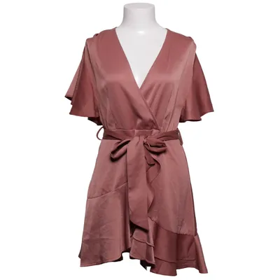 Slå-om-kjole (Pink) fra Showpo Polyester