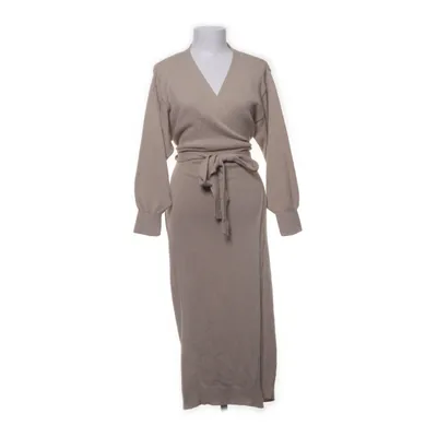 Slå-om-kjole (Beige) fra Pretty Lavish Akryl
