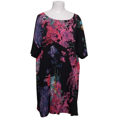 Dress (Beth) from Alice Bizous Polyester