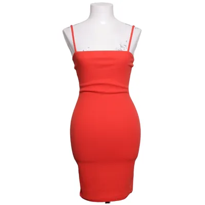 Klänning (STRAIGHT LINE MINI DRESS) från NLY One Elastan, Polyester