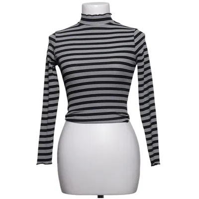Turtleneck (Black, White) from Missguided Petite