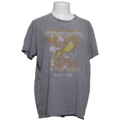 T-shirt (Grijs, Meerkleurig) van PrettyLittleThing