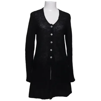 Cardigan (Black) from Yllet
