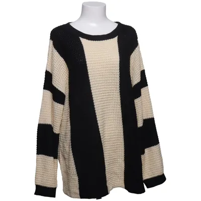 Sweater (Black, Beige) from Shein Curve Acrylic