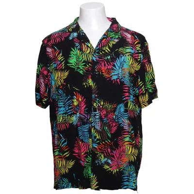 Kortärmad skjorta (resort shirt) från Sinsay Viskos