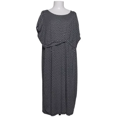 Dress (Black, White) from Happy Holly
