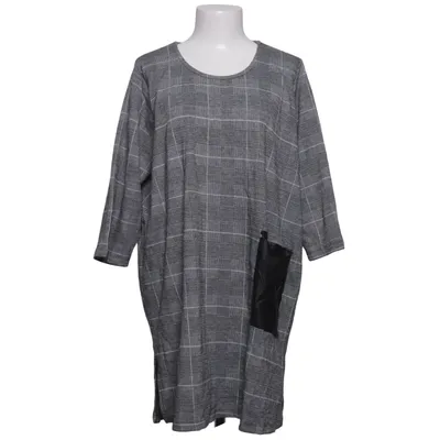 Dress (Gray, Black) from Zhenzi
