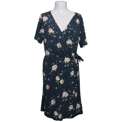 Wikkeljurk (Lilja W Dress) van Angelology by Lager 157 Elastaan, Polyester