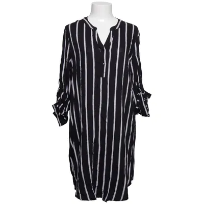 Dress (Black, White) from Kaffe Viscose