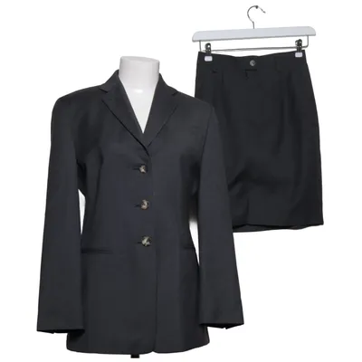 Skirt suit (Gray) from Windsor Wool
