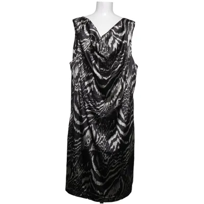 Robe (Noir, Beige) de Zay Clothing Polyester