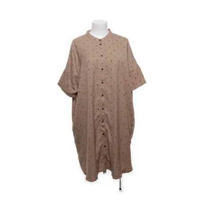 Dress (Beige, Black) from The Black Label Collection Lager 157 Polyester