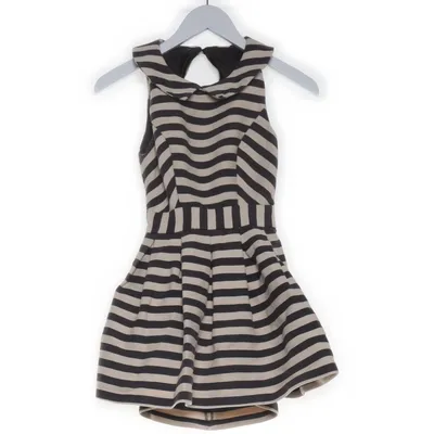 Klänning (Svart, Beige) från ASOS Petite