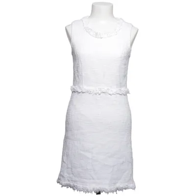 Robe (Blanc) de Veronica Virta