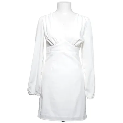 Robe (Blanc) de Nelly x Glamorous Polyester
