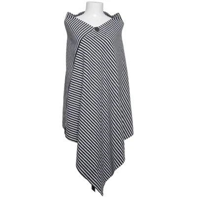 Poncho (Svart, Vit) från Henriette Steffensen Polyester, Viskos