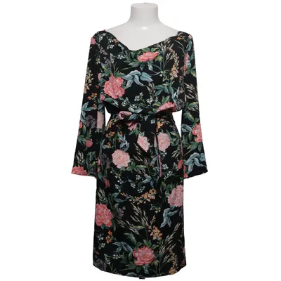 Jurk (Zwart, Meerkleurig) van H&M+ Polyester