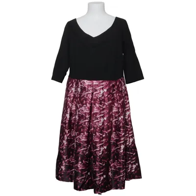 Kjole (Curvy) fra Anna Field Curvy Elastan, Polyester, Viscose