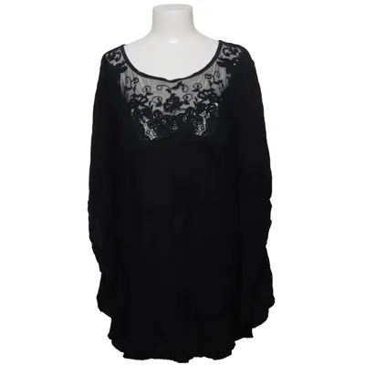 Blus (Svart) från Plain Vanilla Viskos