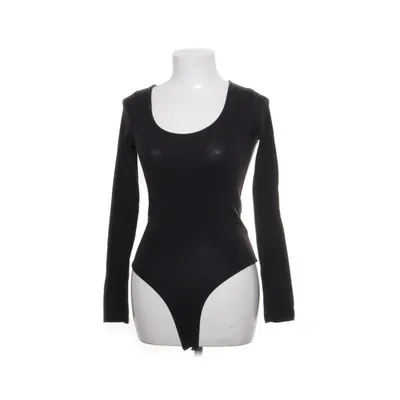 Body (Round Neck Body) från NA-KD Bomull, Elastan