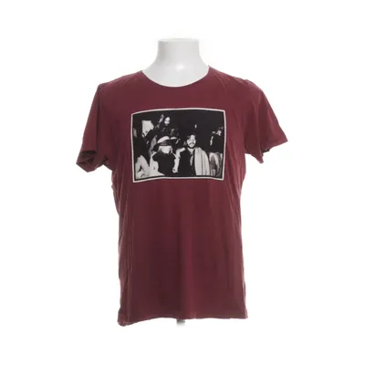 T-shirt (Röd) från Limitato