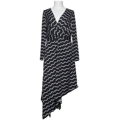 Wrap dress (Black, White) from Chiara Forthi