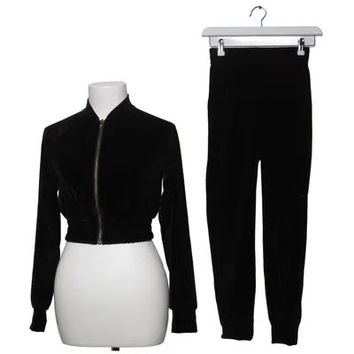 Loungewear (Zwart) van Dennis Maglic