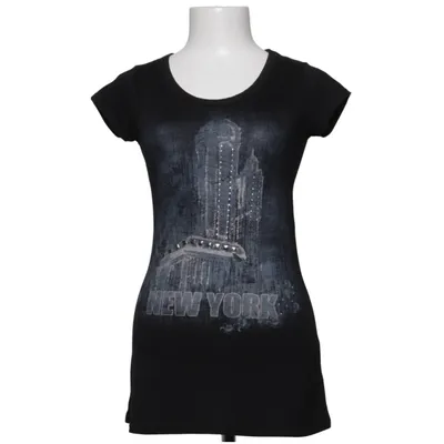T-shirt (Svart) från Miss Ewing Polyester