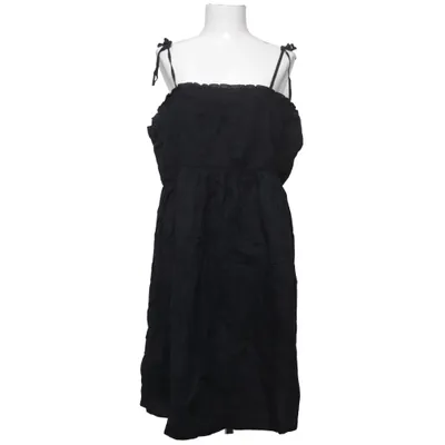 Dress (Black) from By Ellos