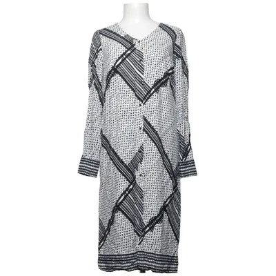 Robe (Noir, Blanc) de Fransa