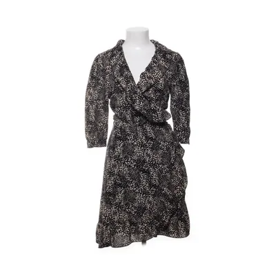 Robe portefeuille (Noir, Beige) de Ambika