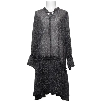 Dress (Black, White) from Carry