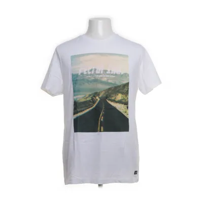 T-shirt (Vit, Flerfärgad) från Petrol Industries Bomull