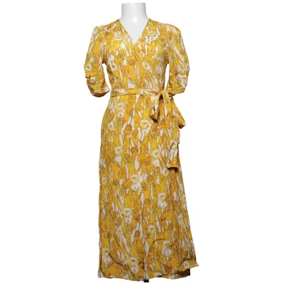 Wikkeljurk (Geel, Wit) van Gestuz Viscose