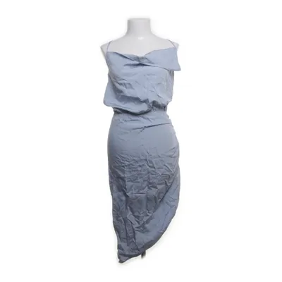 Robe (Bleu) de Ahlvar Gallery